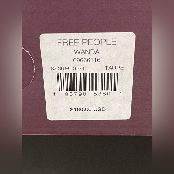 Bueno Free People Wanda Chelsea Taupe Suede Ankle Boots Size 36 (6) - Picture 9 of 10